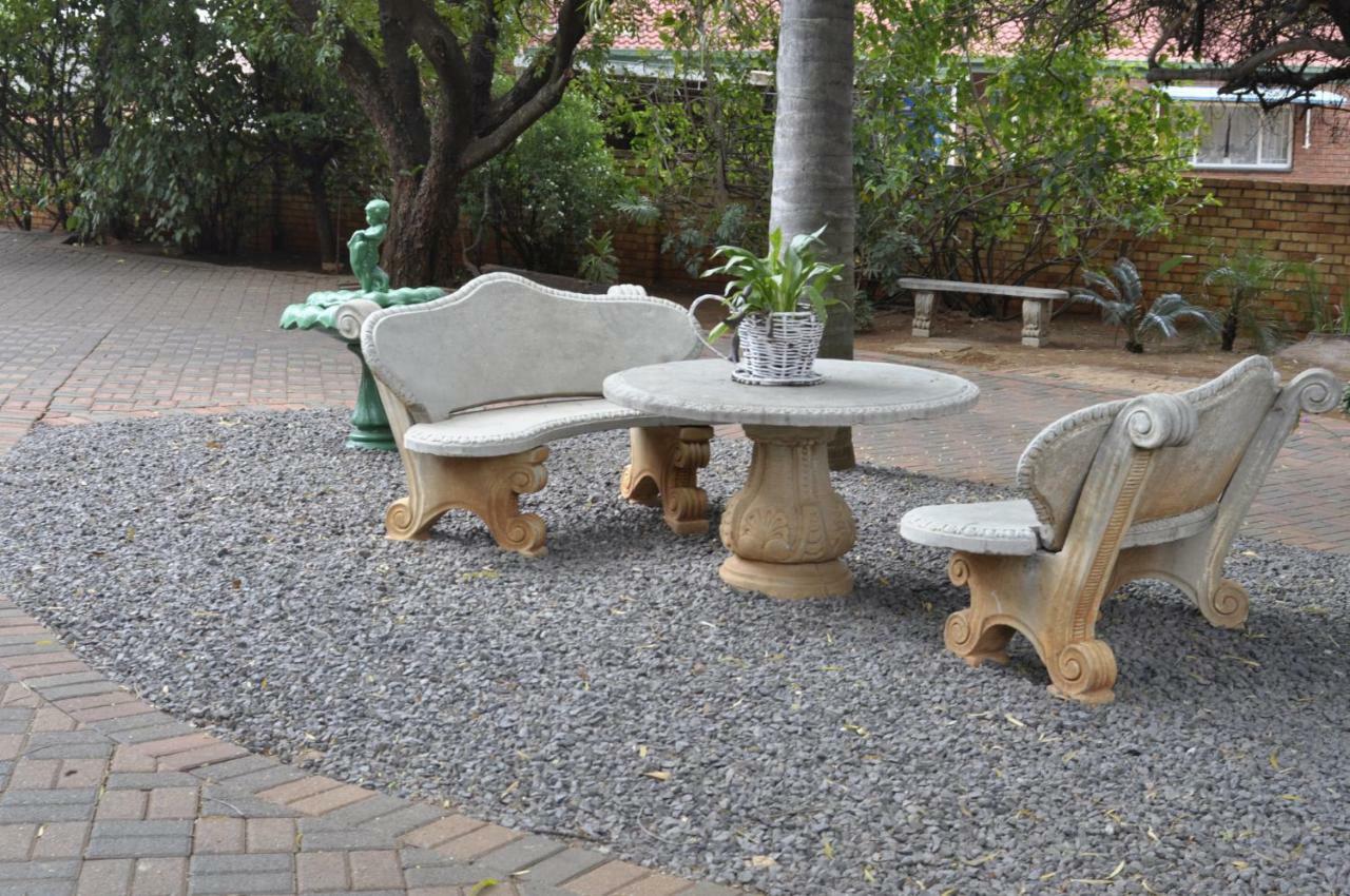 A Knights Rest Guesthouse Pretoria-Noord Kültér fotó